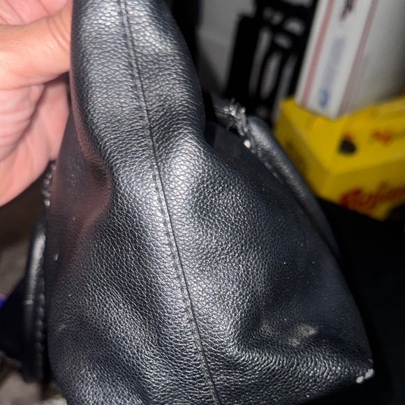 Victoria’s Secret Black & Gold Leather Shoulder  Bag with Gold Chain - Picture 10 of 14